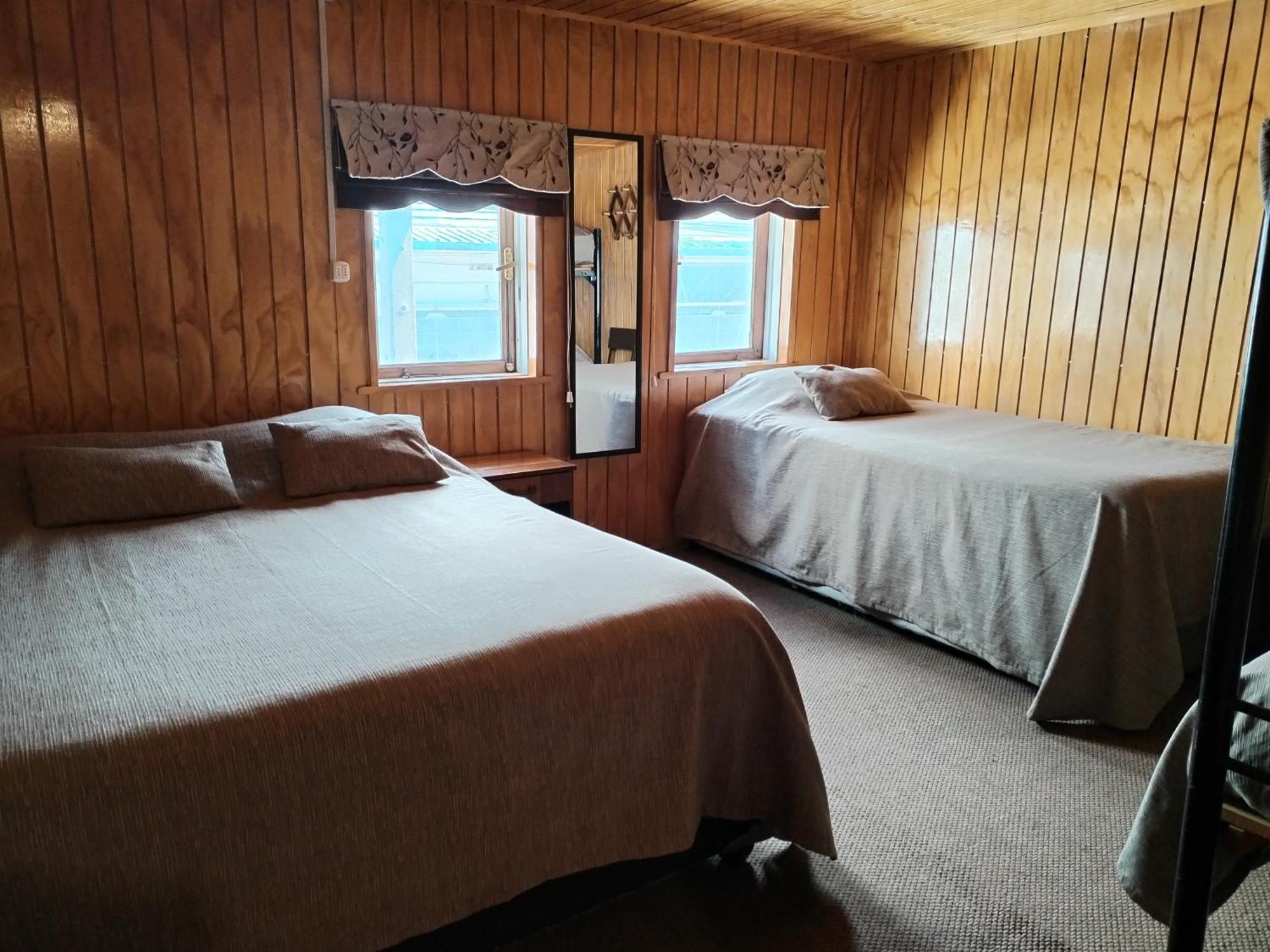 Hostal Copiapo Puerto Montt Extérieur photo